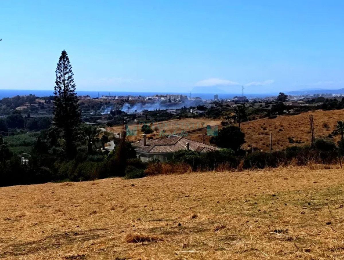 Plot for sale in Estepona