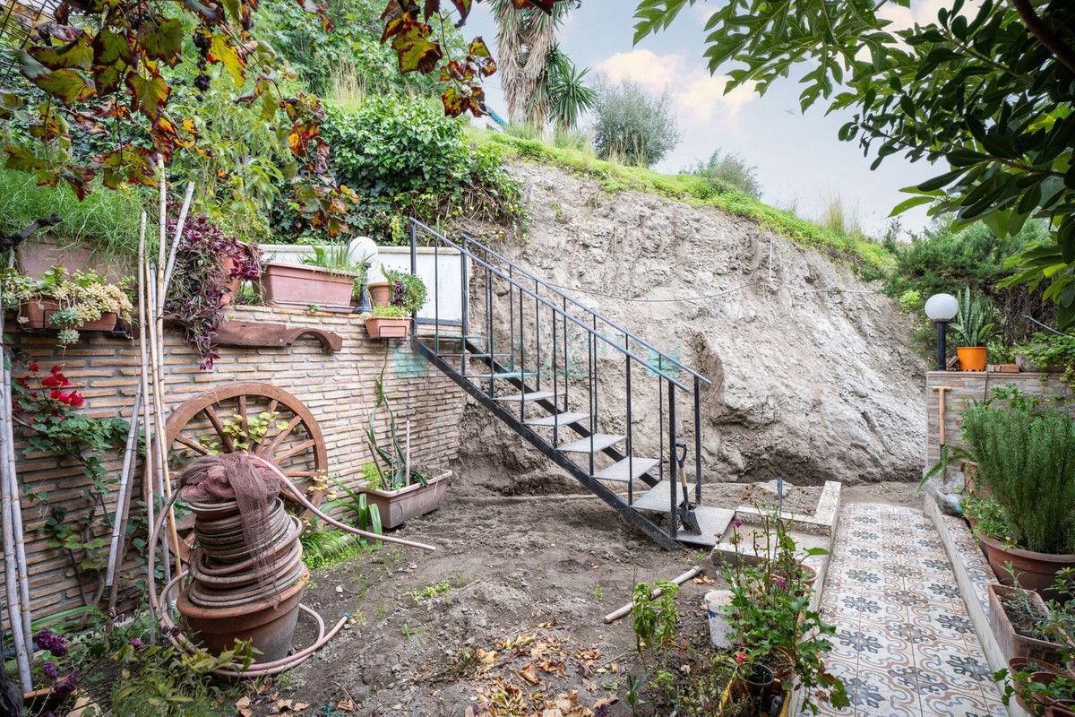 Semi Detached Villa for sale in Estepona