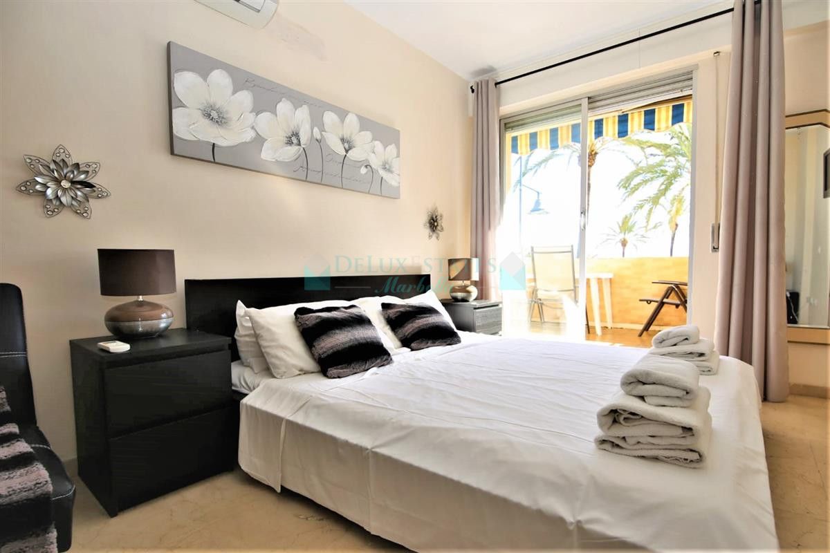 Apartment for sale in Estepona