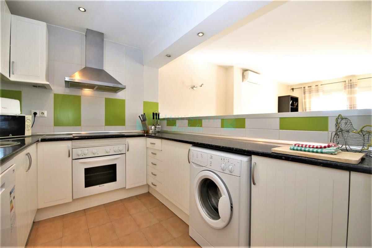 Apartment for sale in Estepona