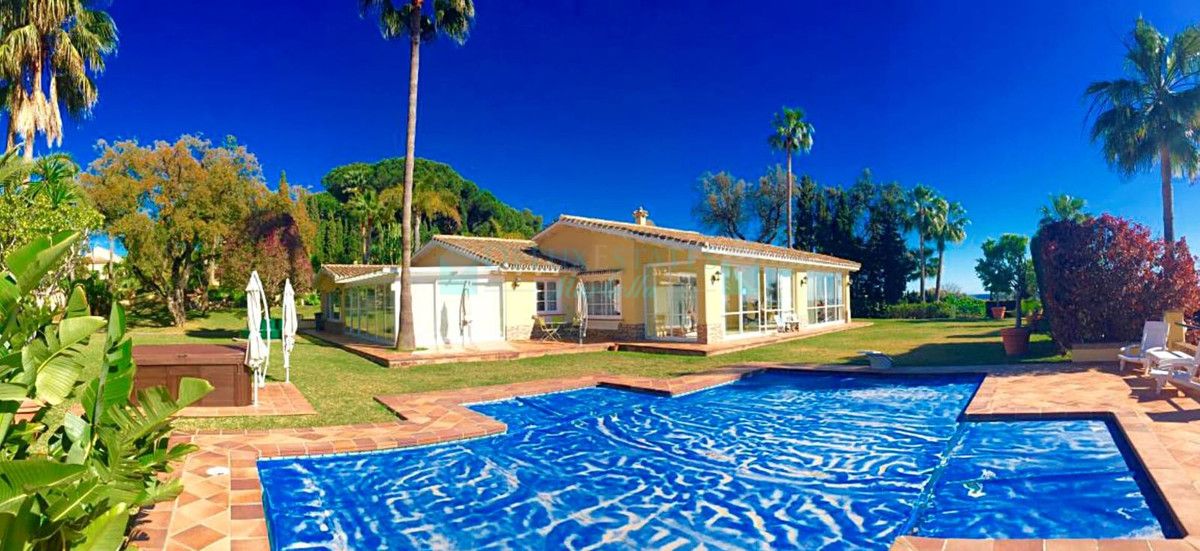 Villa for sale in Elviria, Marbella East