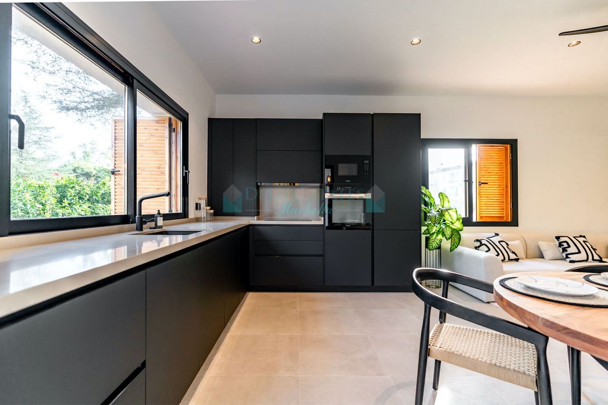 Ground Floor Apartment for sale in Nueva Andalucia