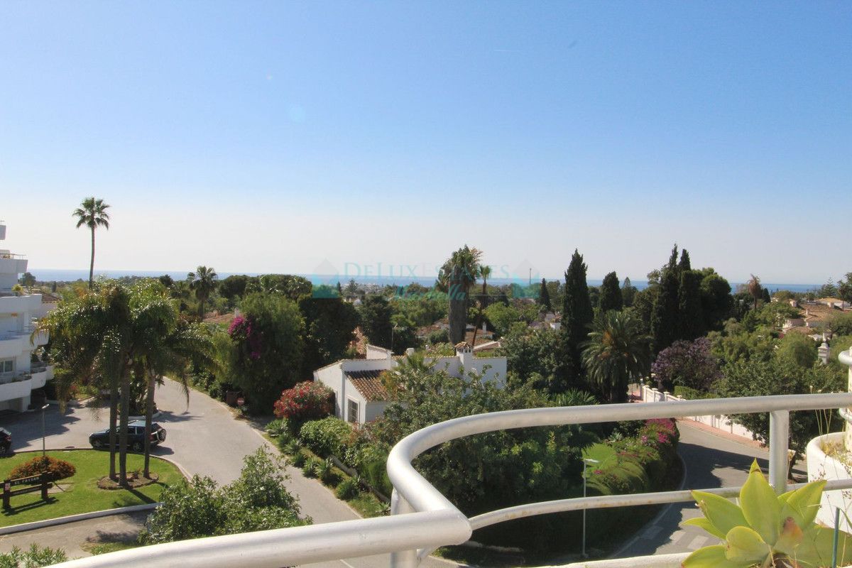 Apartment for sale in Guadalmina Alta, San Pedro de Alcantara