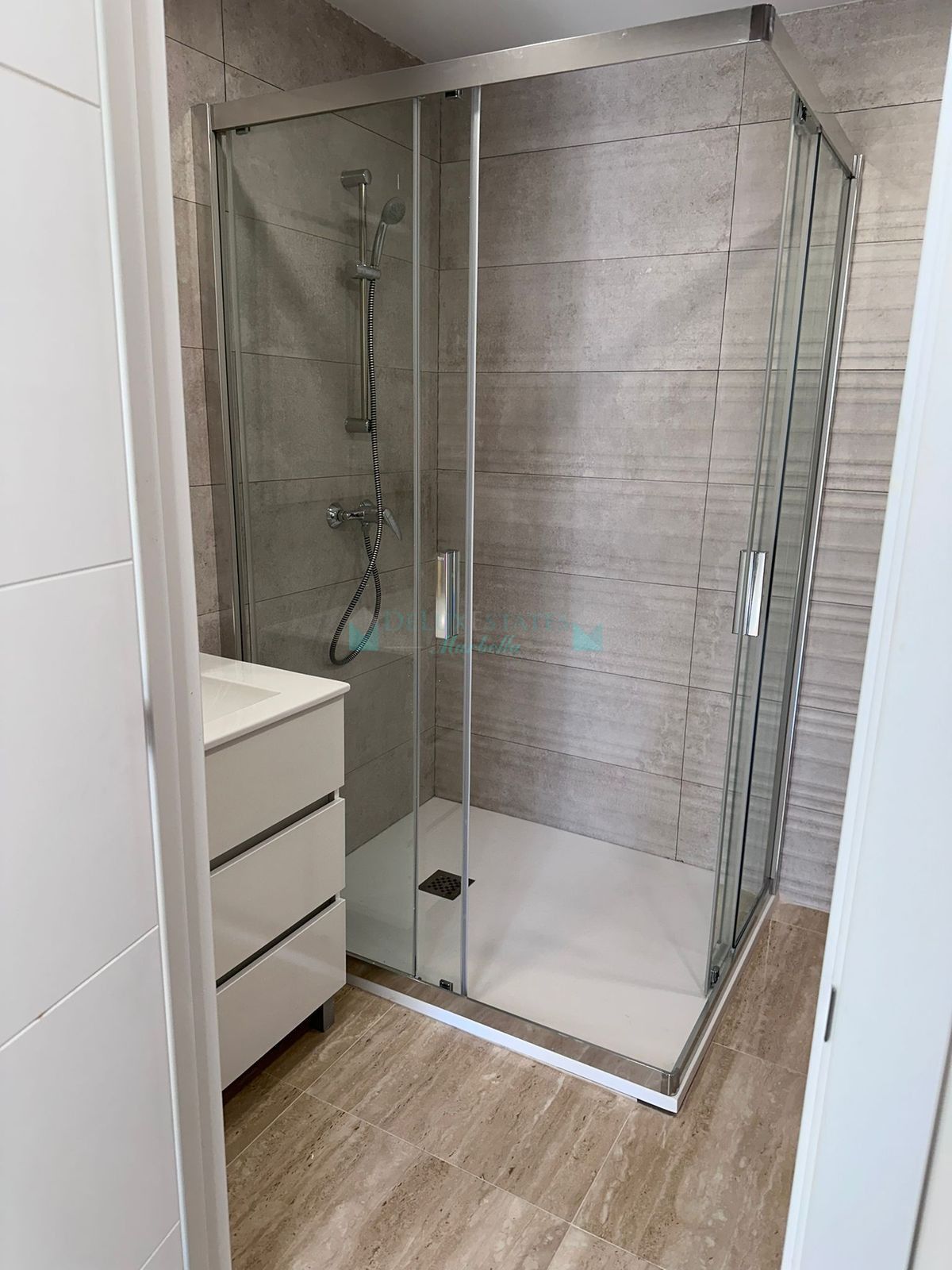 Villa for sale in Nueva Andalucia