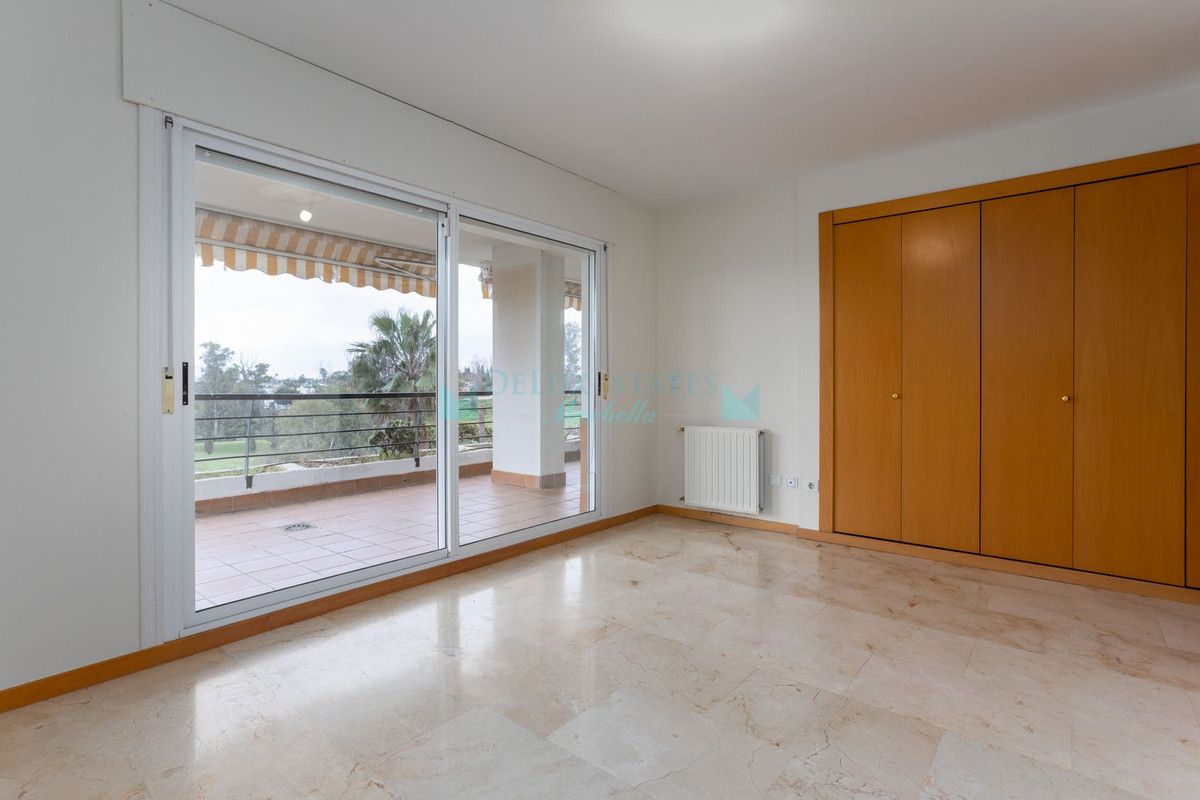 Apartment for sale in Guadalmina Alta, San Pedro de Alcantara