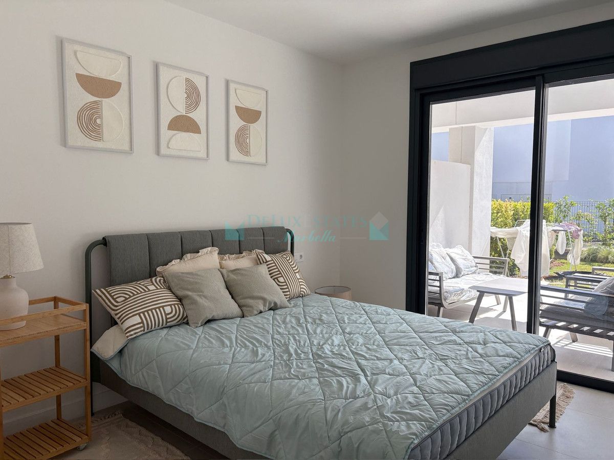 Apartamento en alquiler en Estepona
