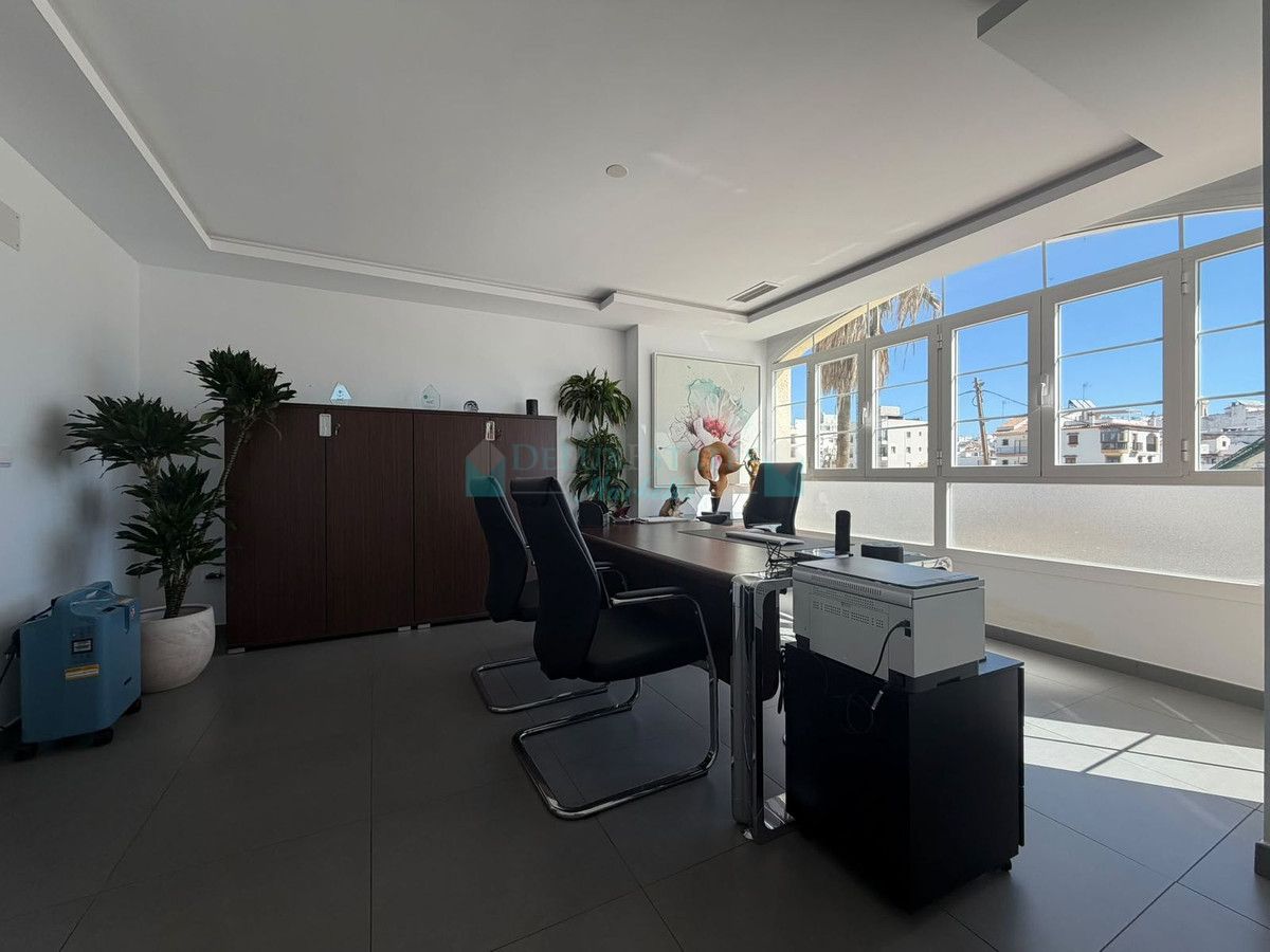 Commercial Premises for sale in Estepona