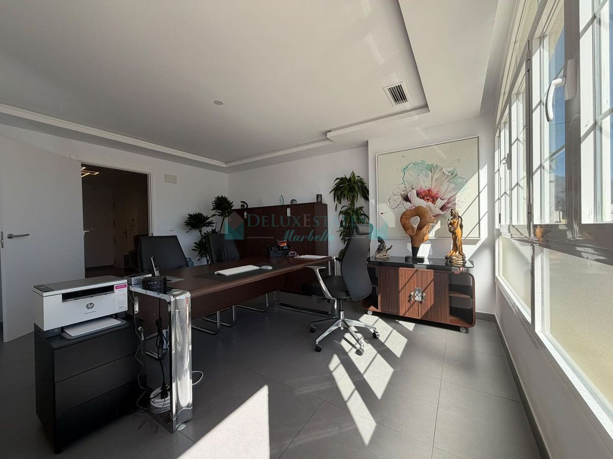Commercial Premises for sale in Estepona