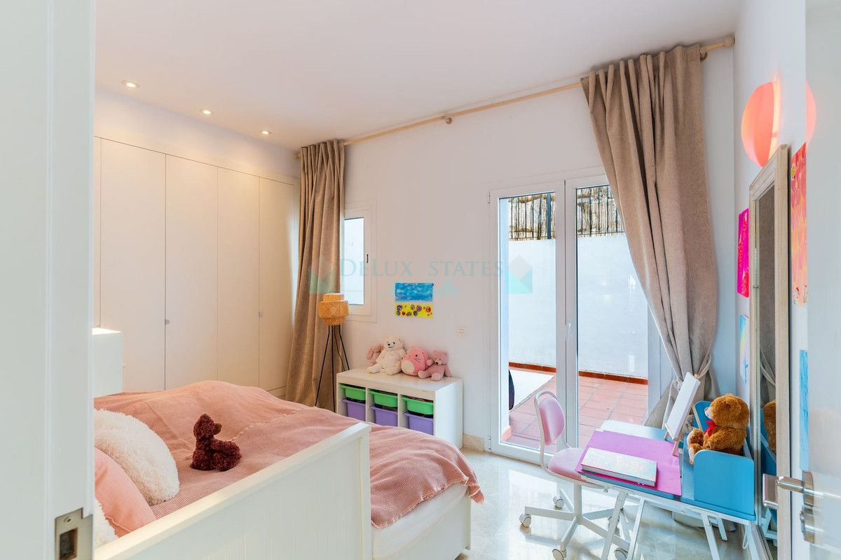 Apartamento Planta Baja en venta en Benahavis