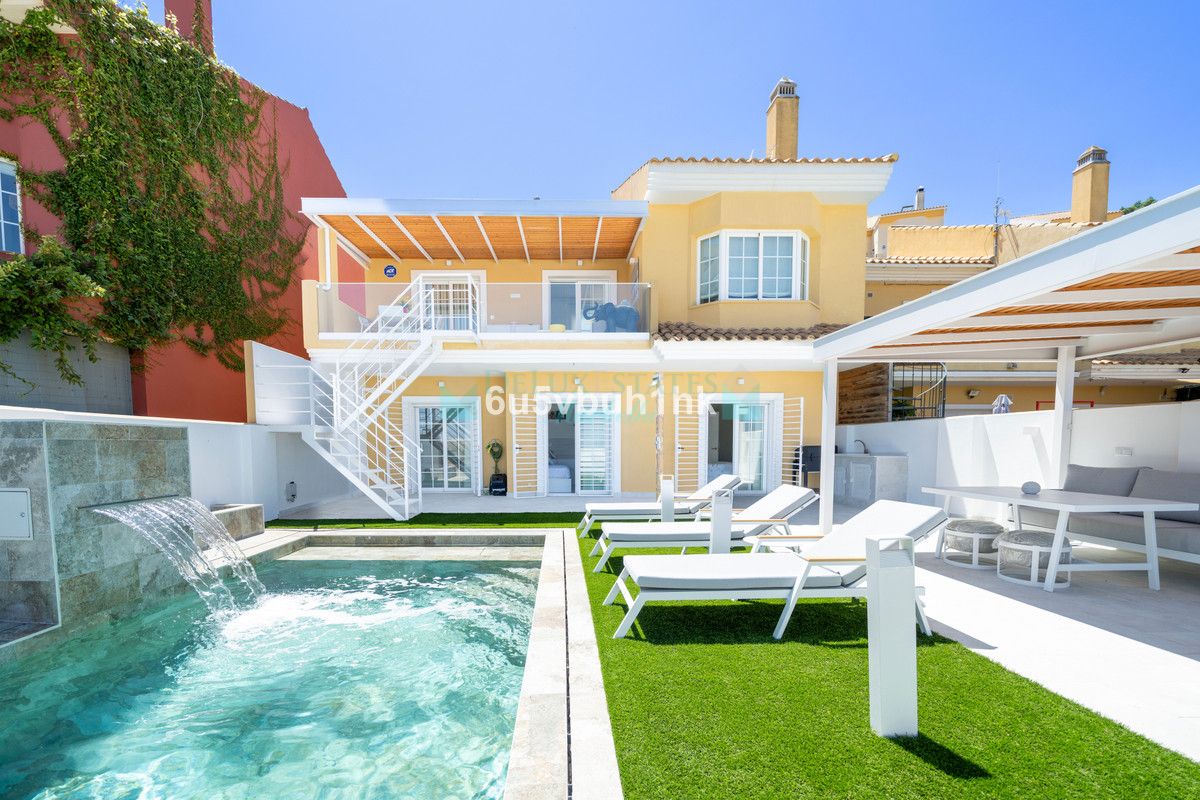 Town House for sale in La Mairena, Marbella East