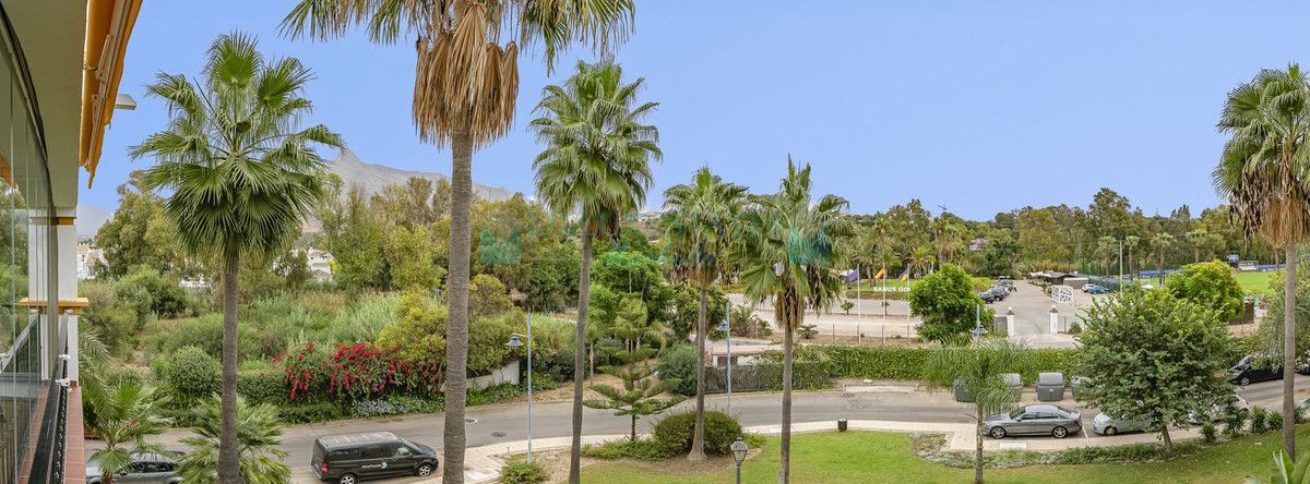 Apartment for sale in Nueva Andalucia