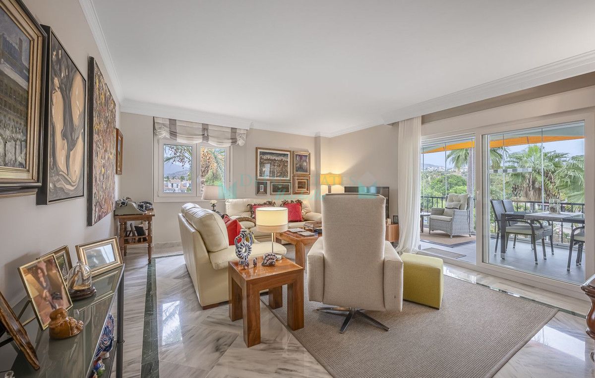 Apartment for sale in Nueva Andalucia