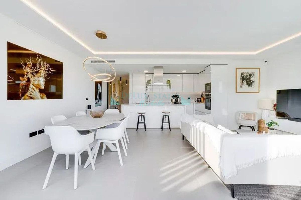 Apartamento en venta en Estepona