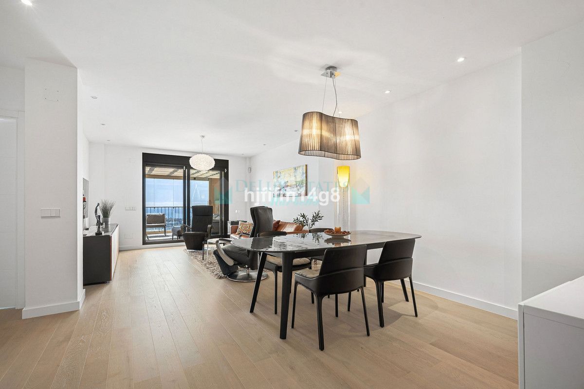 Penthouse for sale in Benahavis