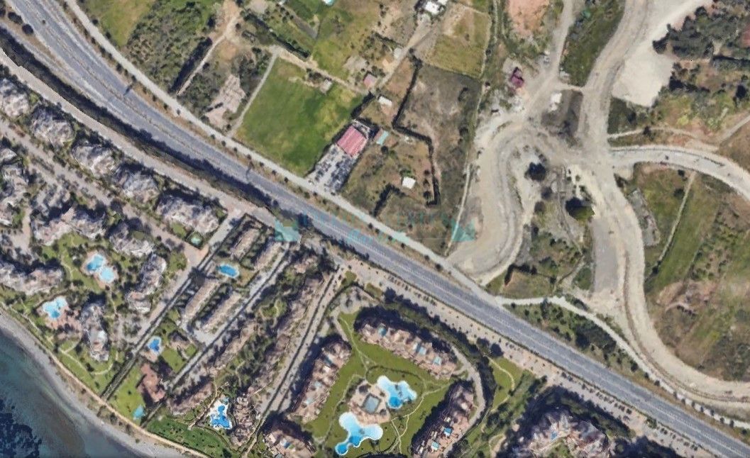 Plot for sale in Estepona