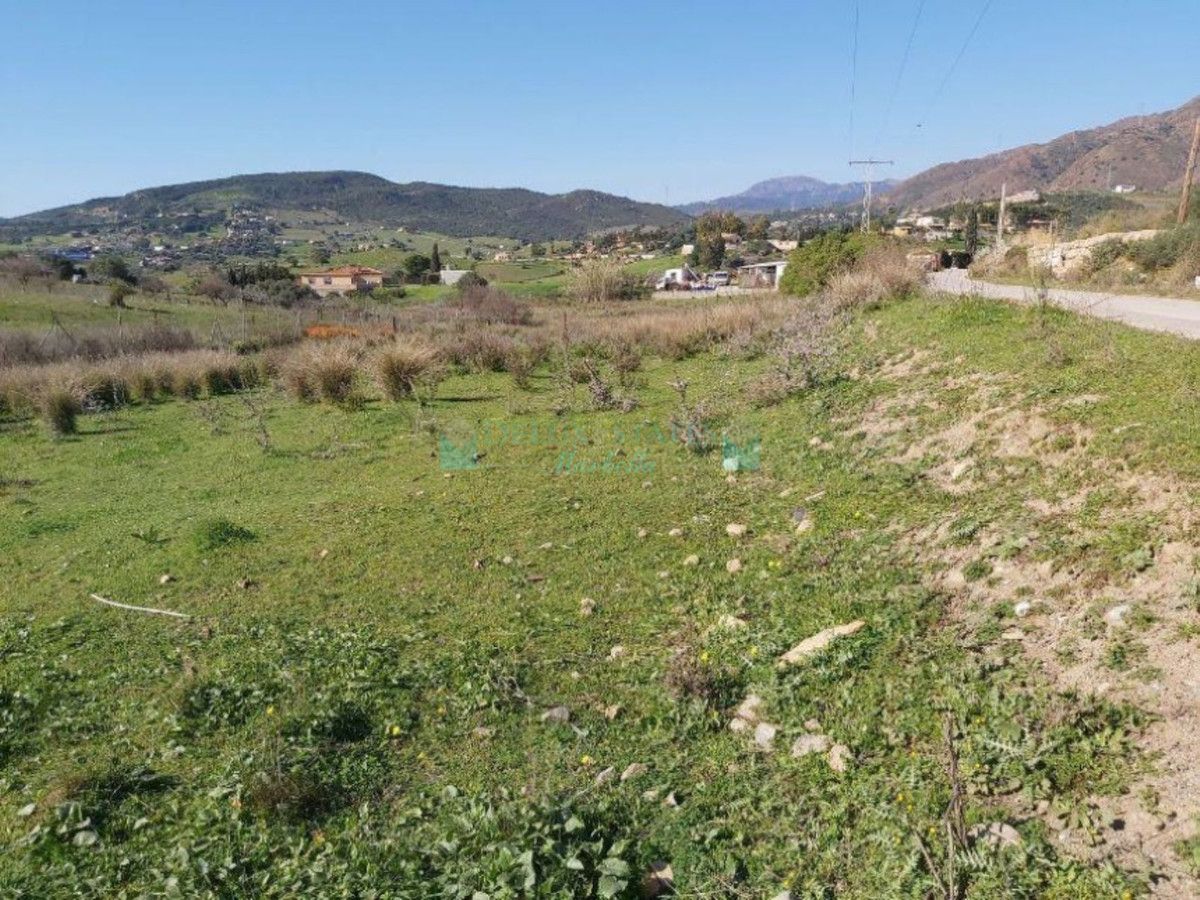 Plot for sale in Estepona