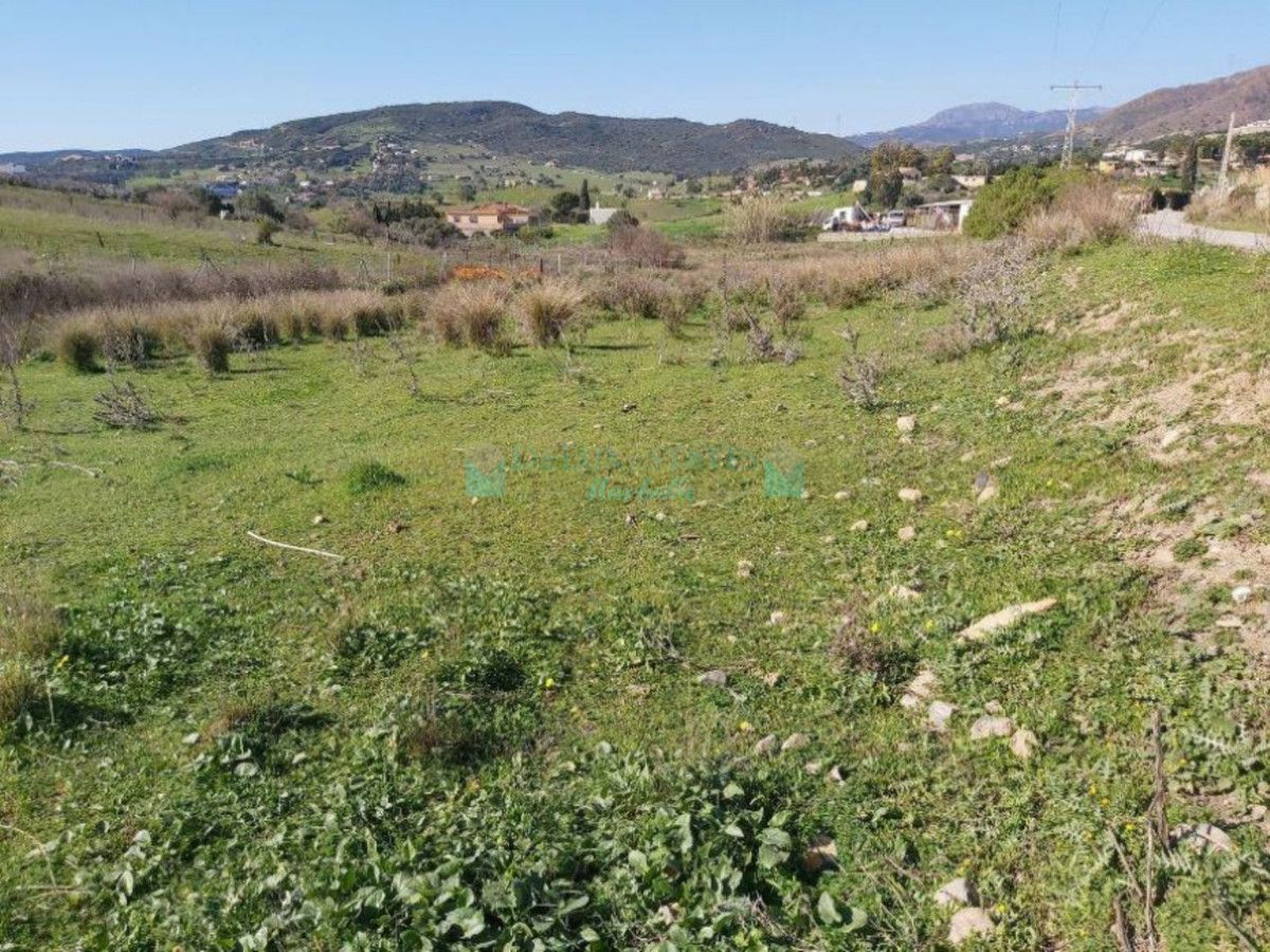 Plot for sale in Estepona