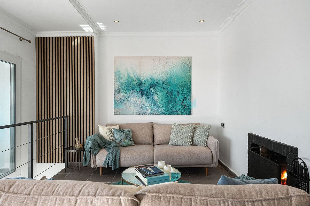 Semi Detached Villa for sale in Nueva Andalucia