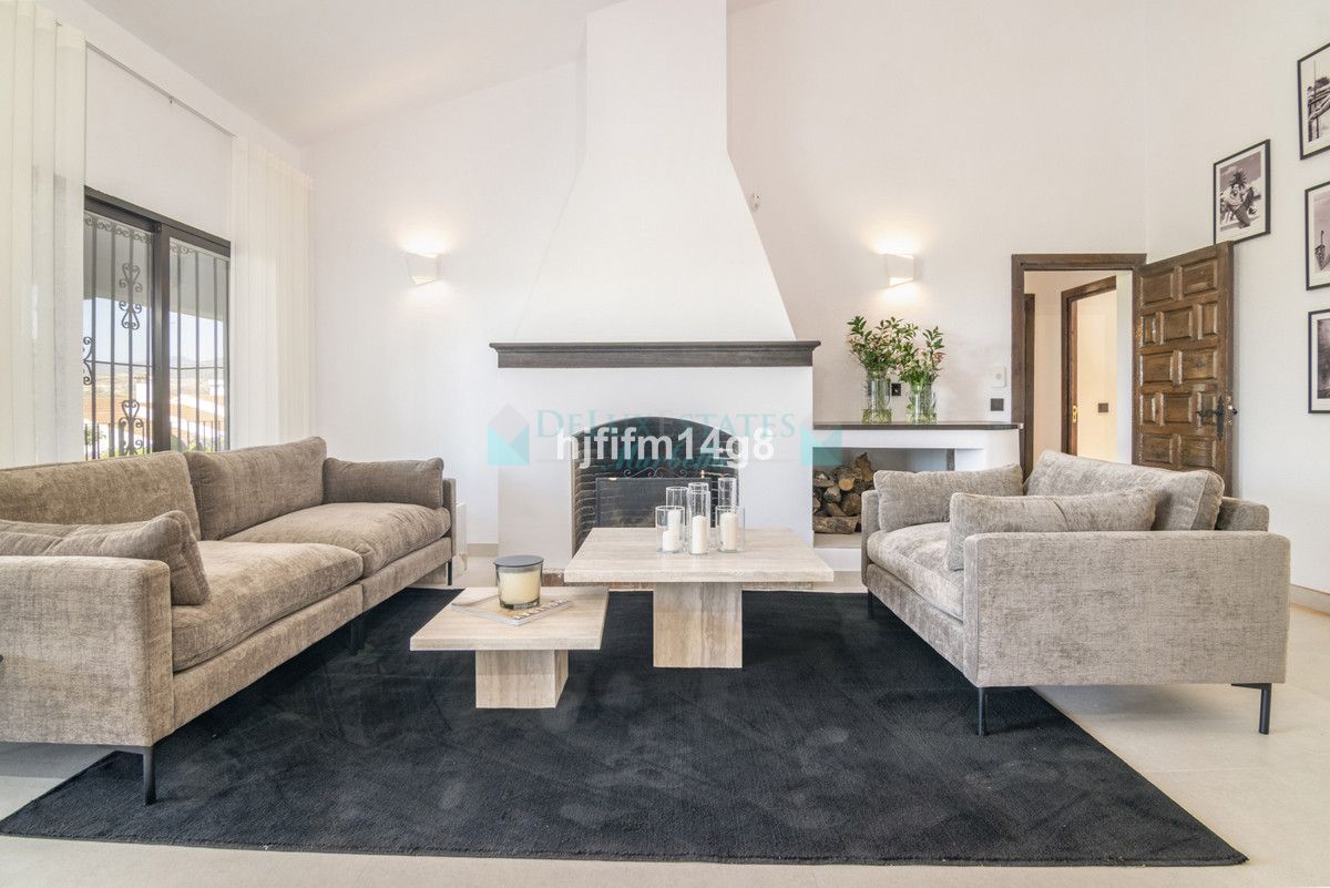 Villa for sale in San Pedro de Alcantara