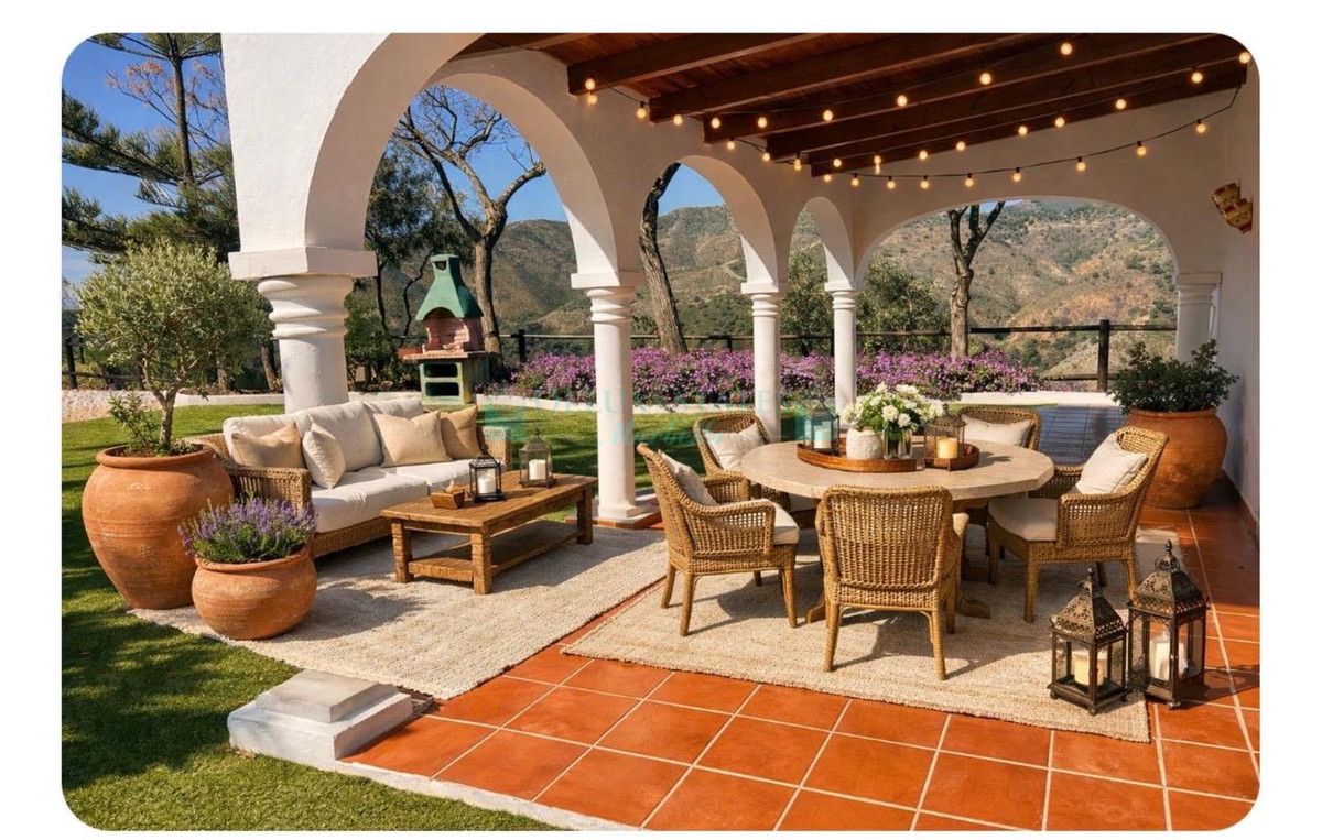 Villa for sale in Istan