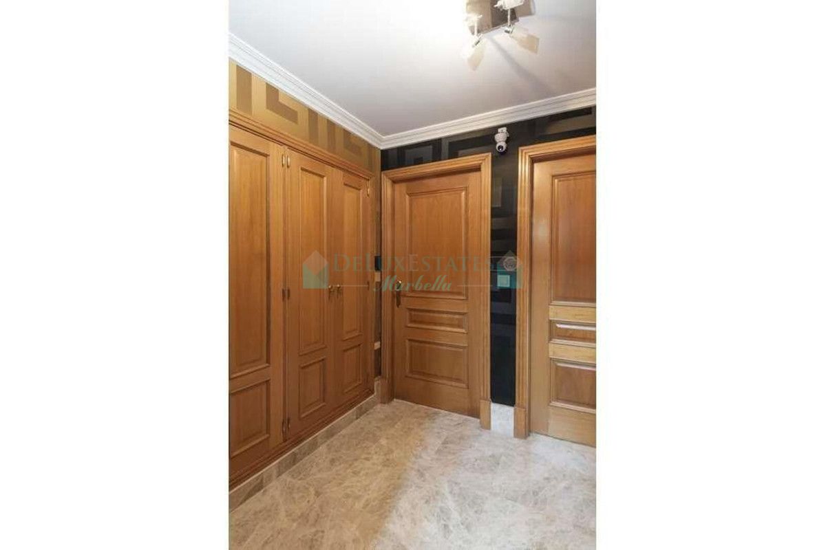 Semi Detached Villa for sale in Marbella