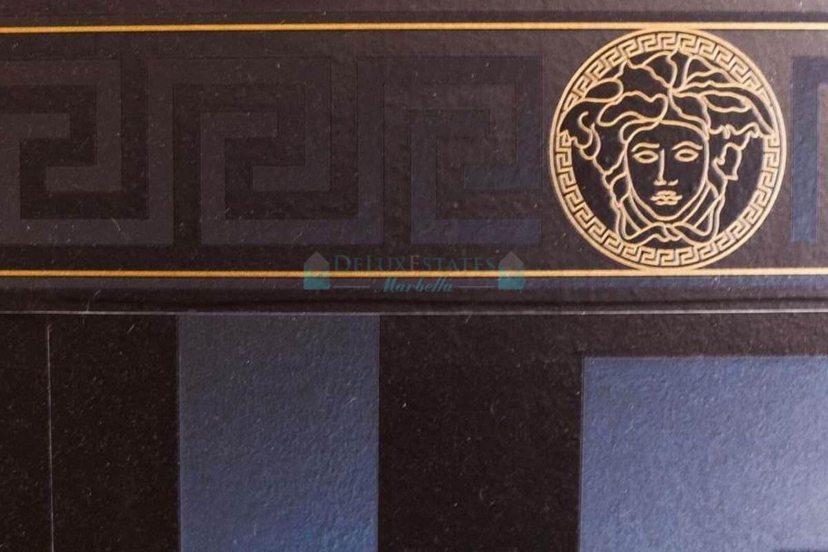 Semi Detached Villa for sale in Marbella