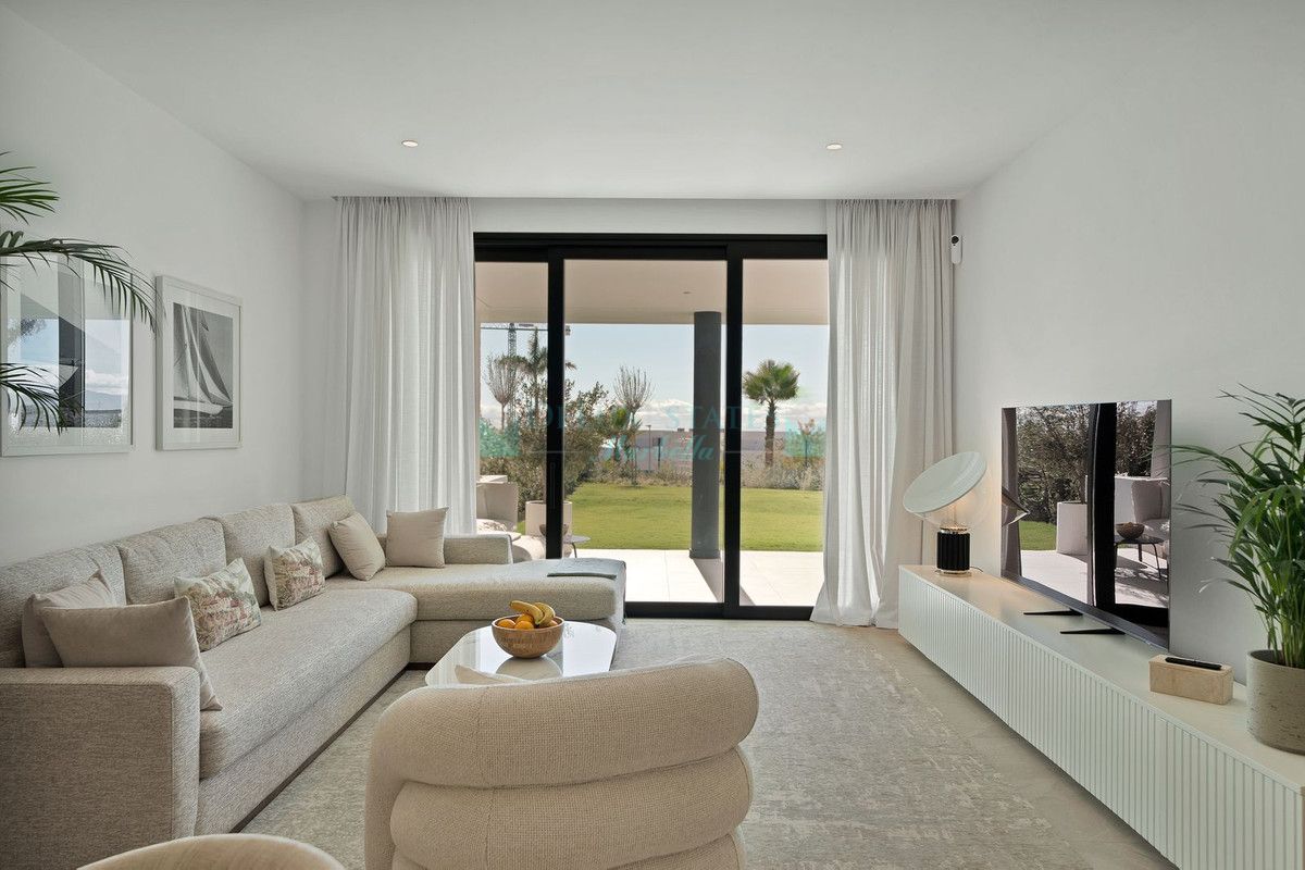 Ground Floor Apartment for sale in Santa Clara, Marbella East