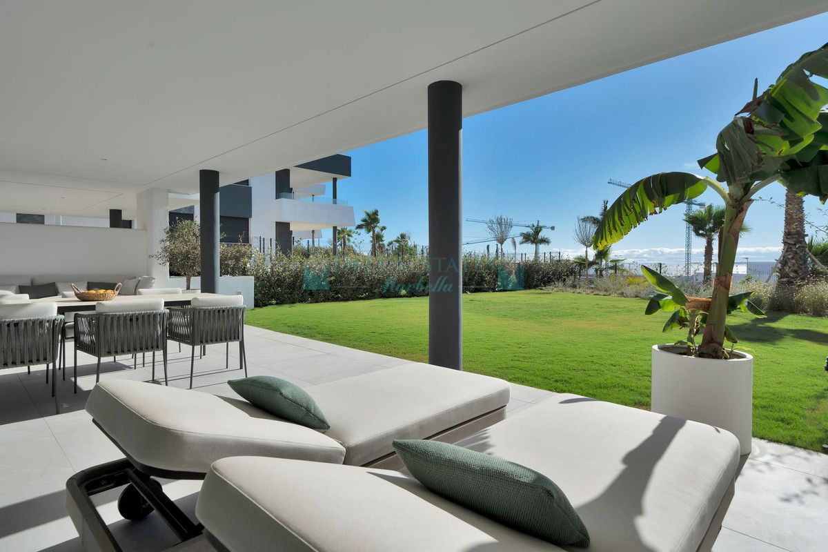 Ground Floor Apartment for sale in Santa Clara, Marbella East