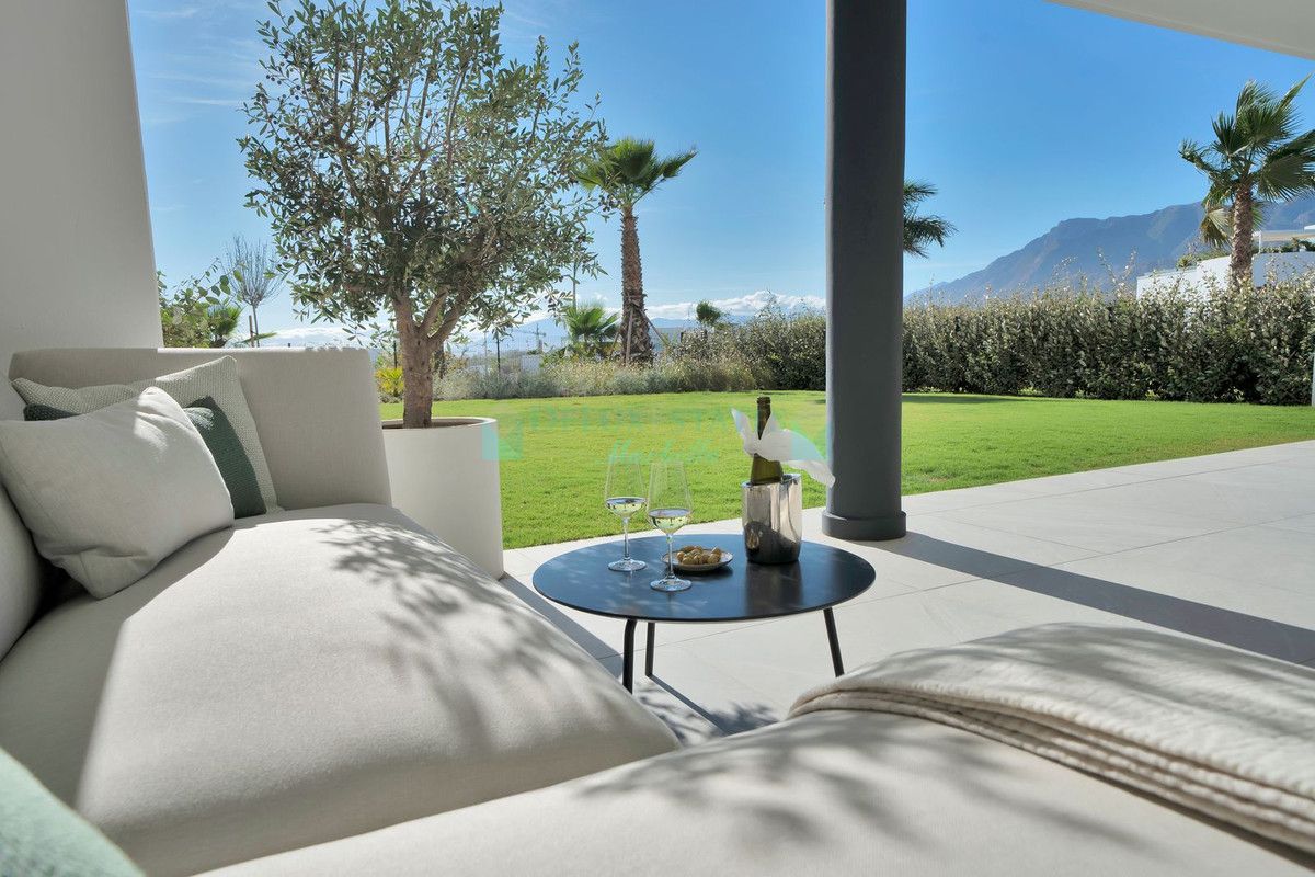 Ground Floor Apartment for sale in Santa Clara, Marbella East
