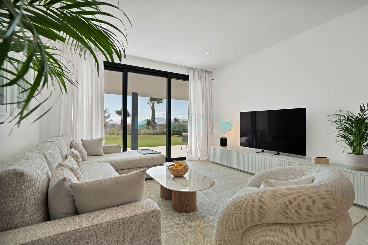Ground Floor Apartment for sale in Santa Clara, Marbella East