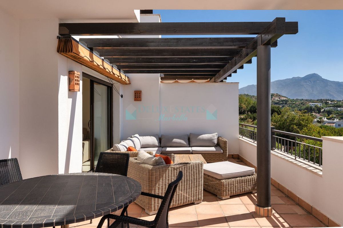Penthouse for sale in La Quinta, Benahavis