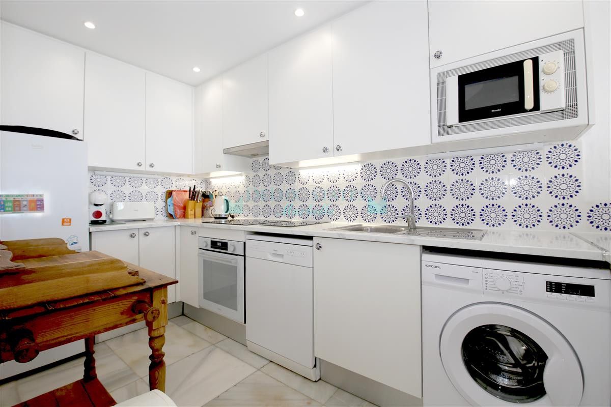 Town House for rent in Estepona
