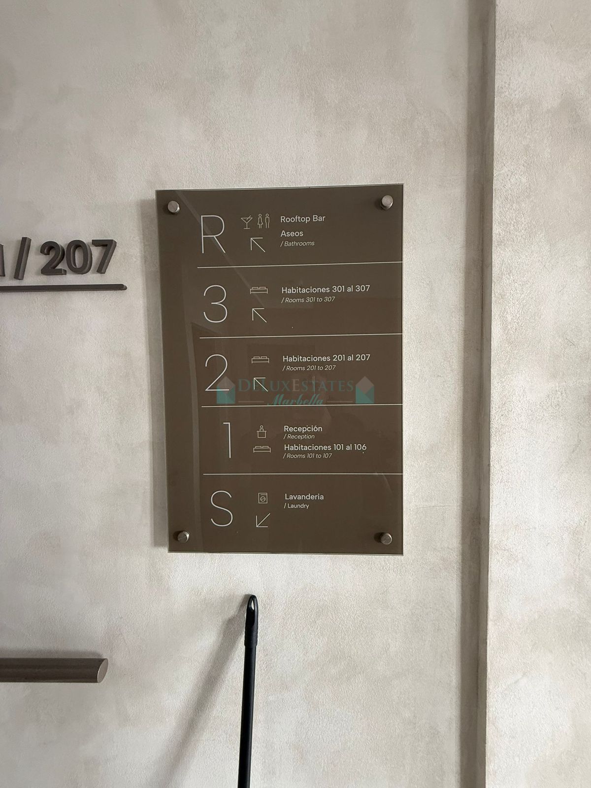 Bar for sale in Estepona