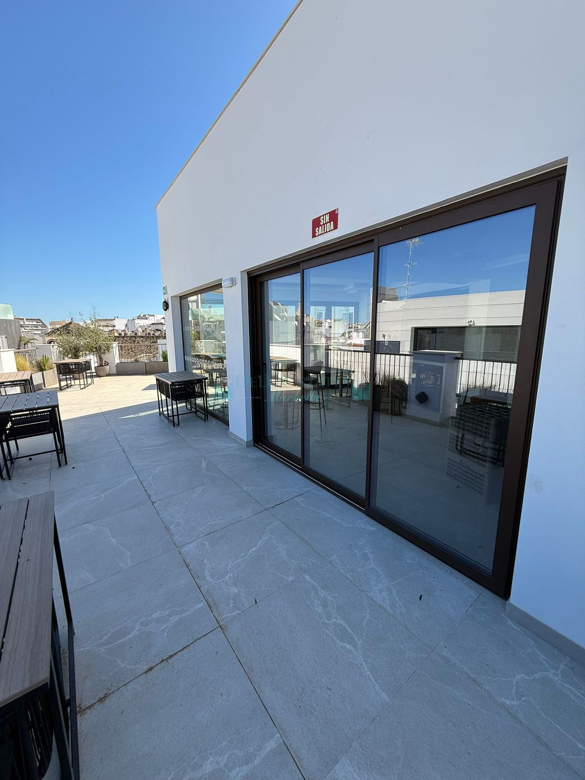 Bar for sale in Estepona