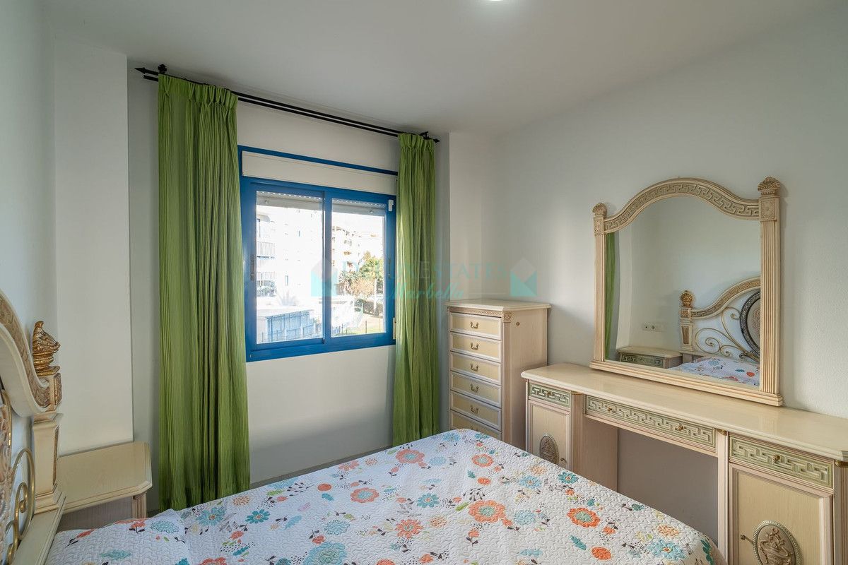 Apartamento en venta en Estepona