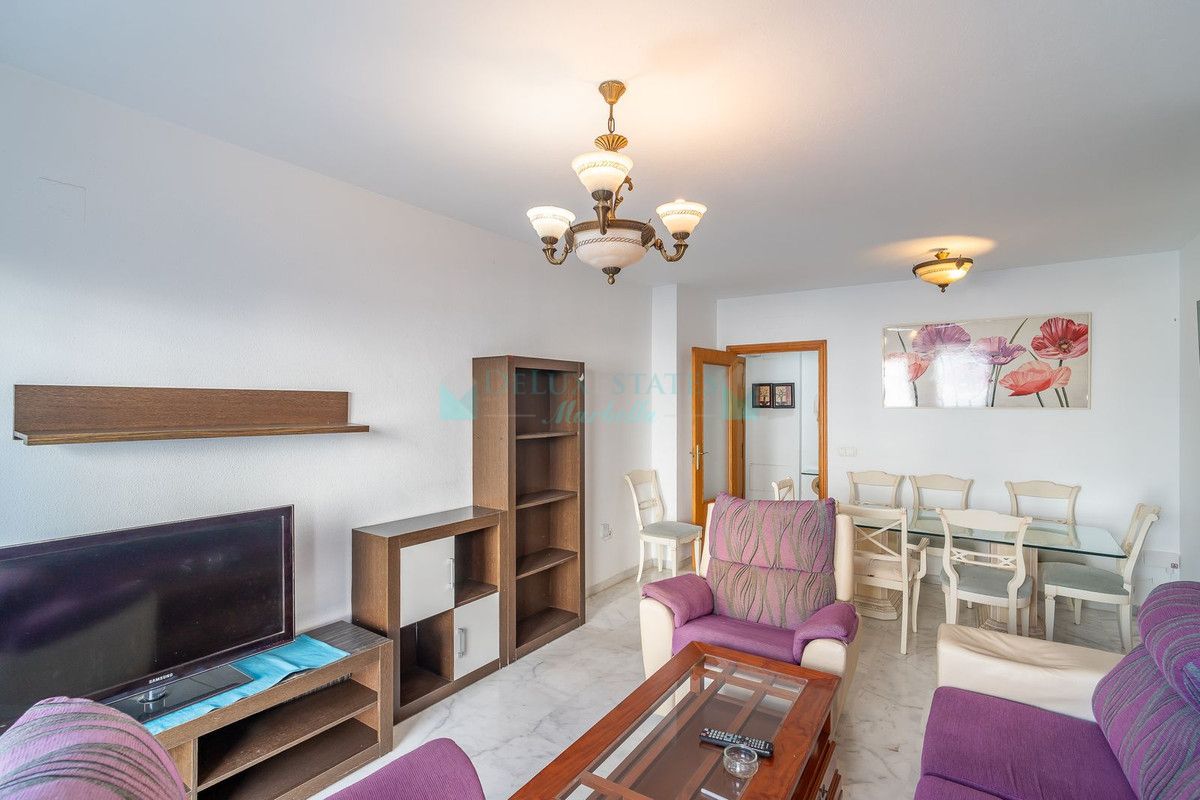 Apartamento en venta en Estepona