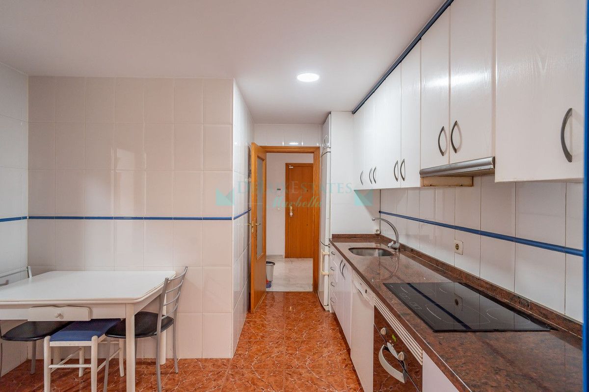 Apartamento en venta en Estepona