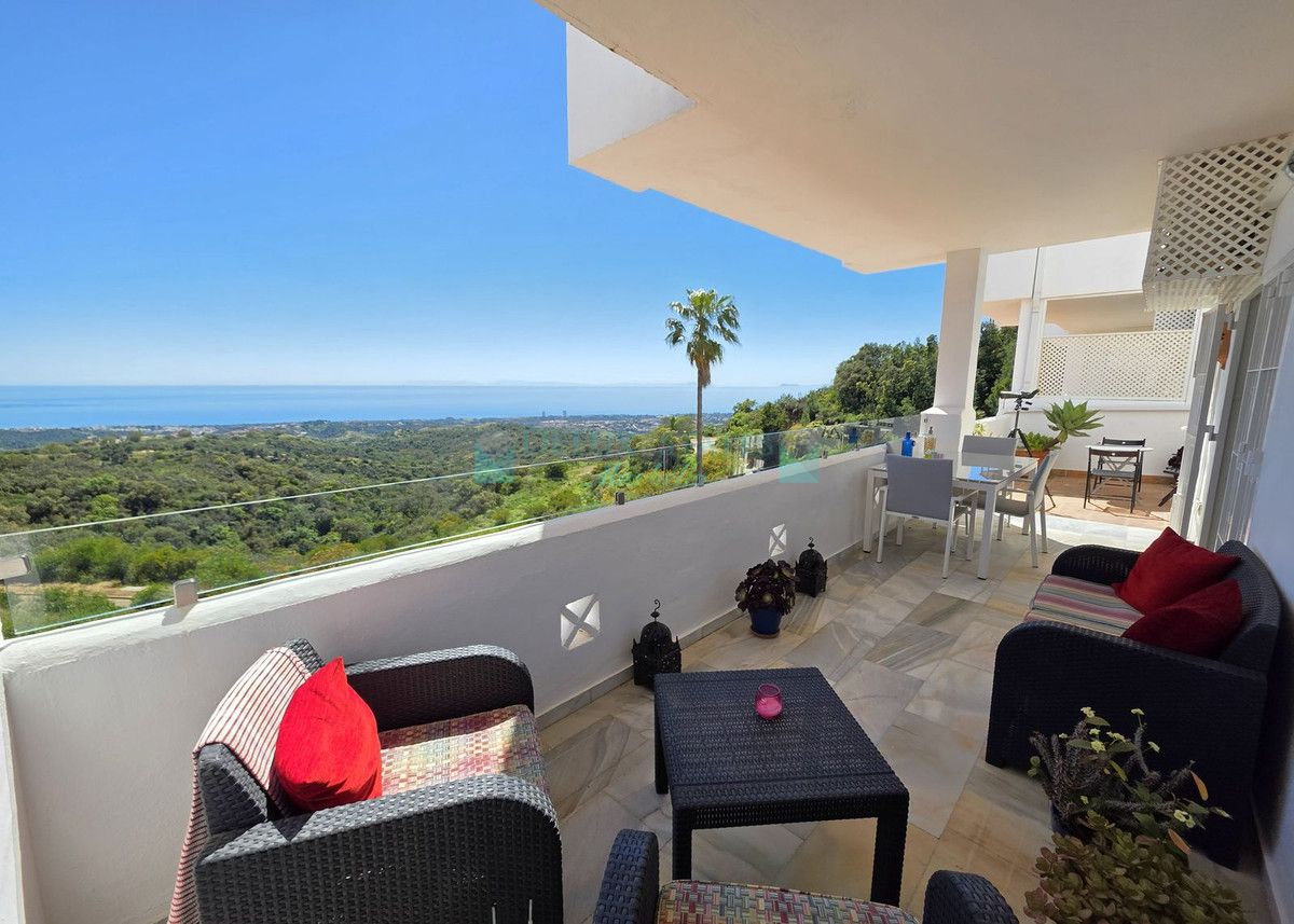 Apartamento en venta en La Mairena, Marbella Este