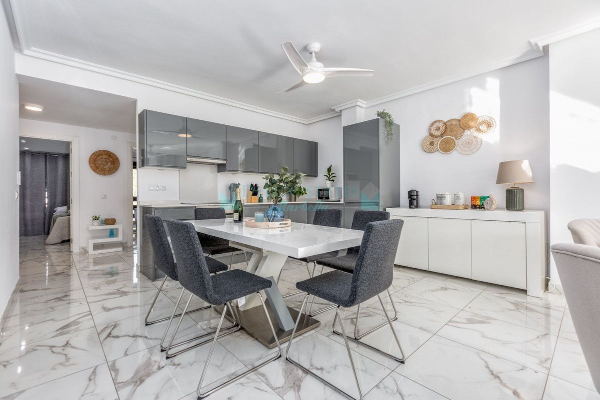 Apartment for sale in Nueva Andalucia