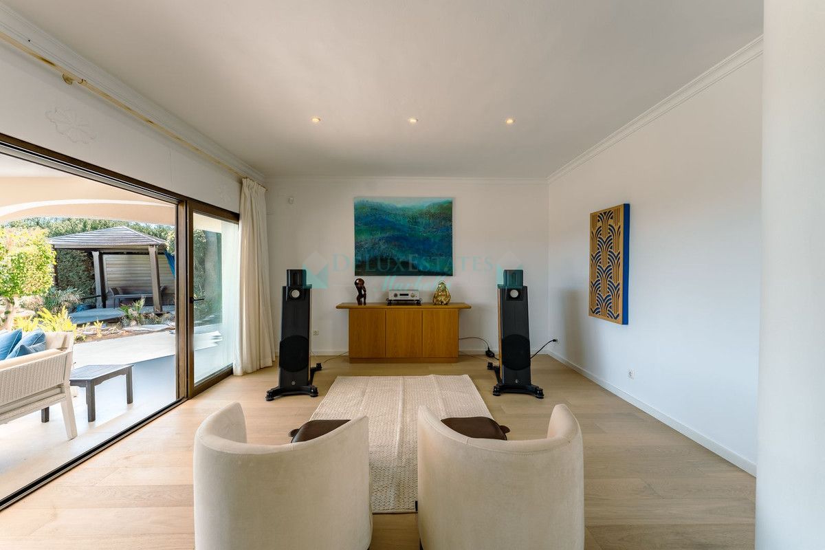 Villa en venta en Benahavis