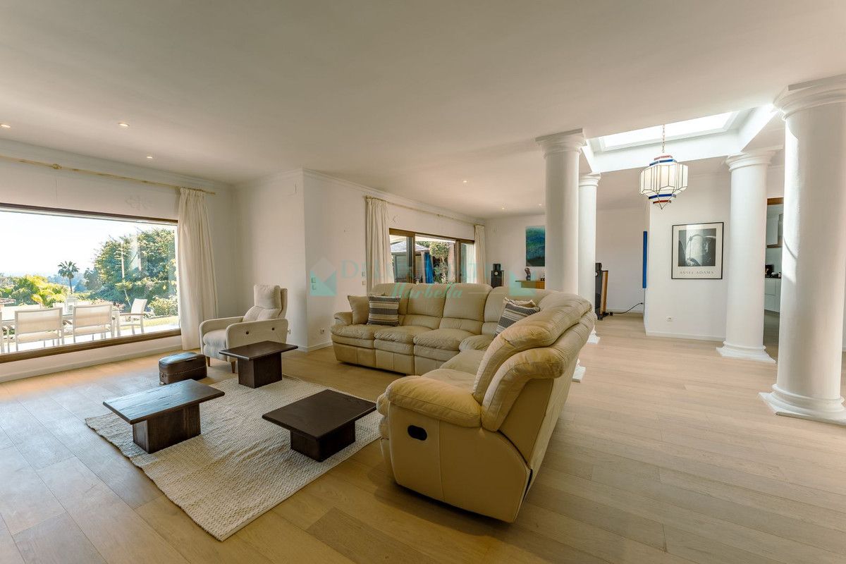 Villa en venta en Benahavis