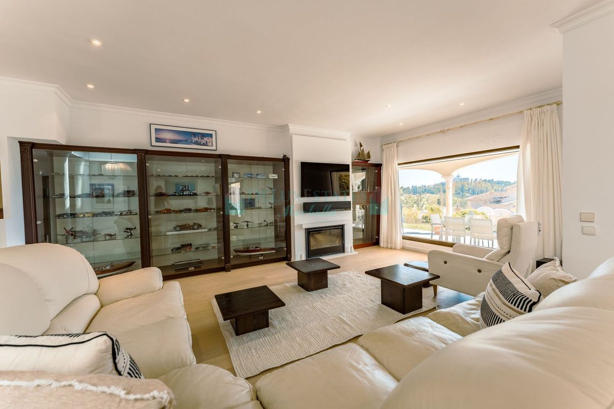 Villa en venta en Benahavis