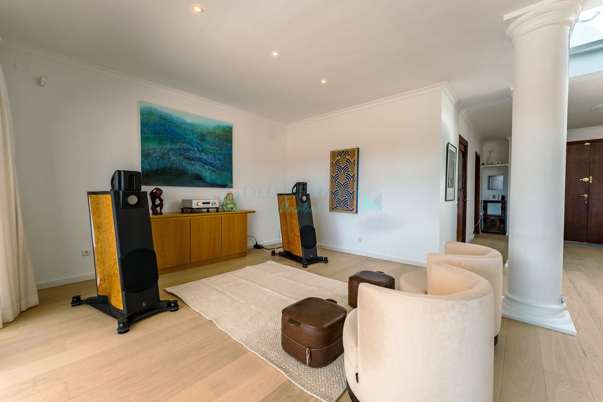 Villa en venta en Benahavis