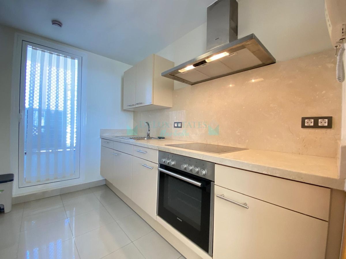 Penthouse for sale in Estepona