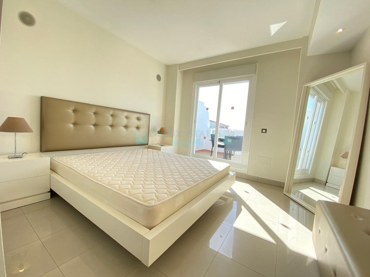 Penthouse for sale in Estepona