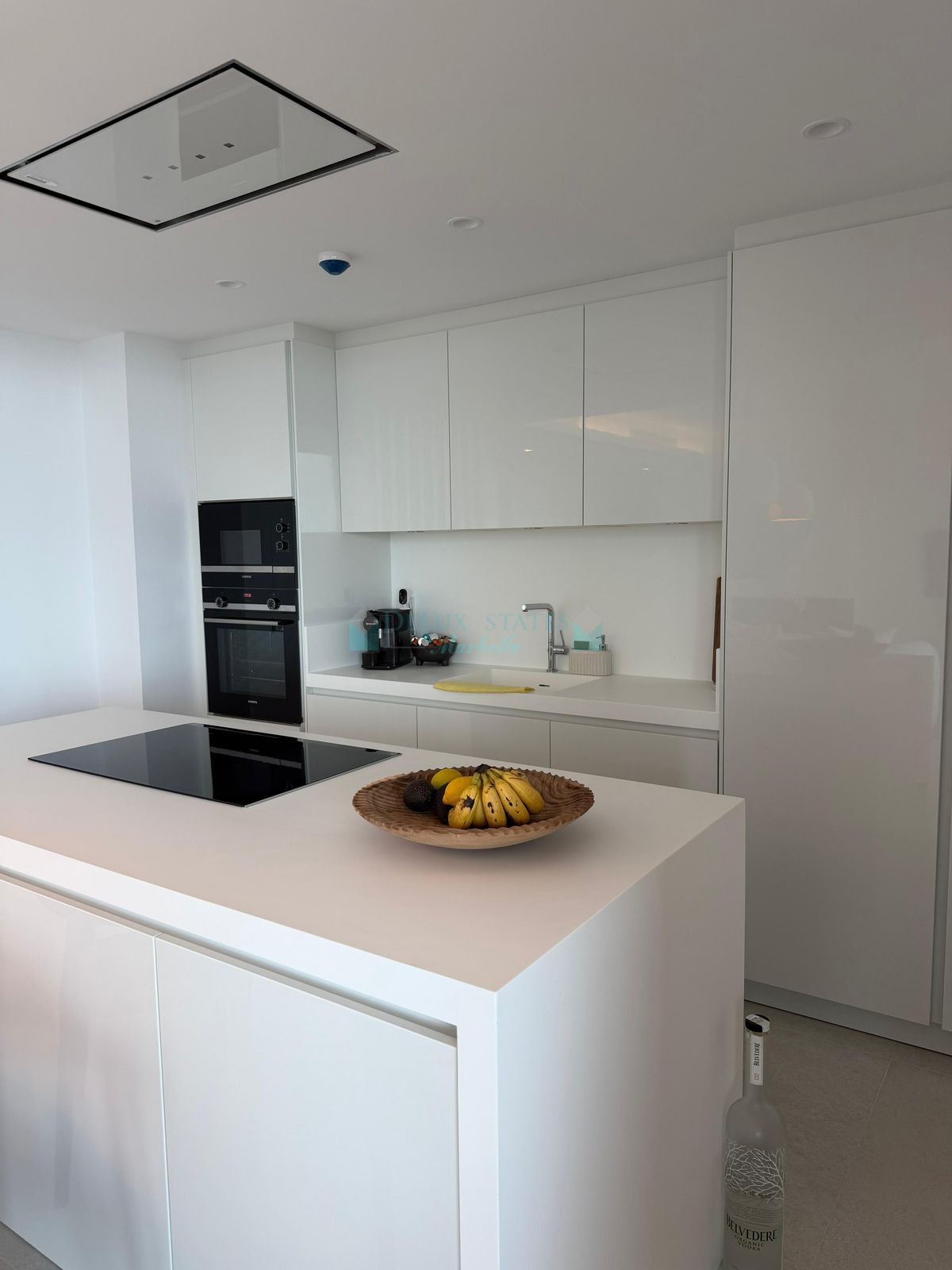 Penthouse for sale in Benahavis
