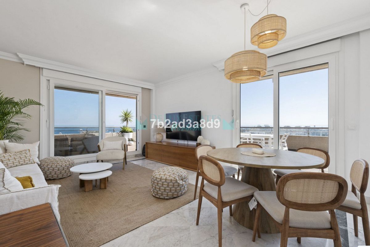 Penthouse for sale in Marbella - Puerto Banus