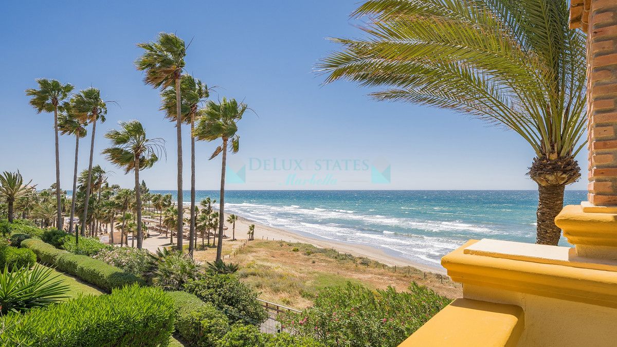 Apartment for sale in Rio Real, Marbella East