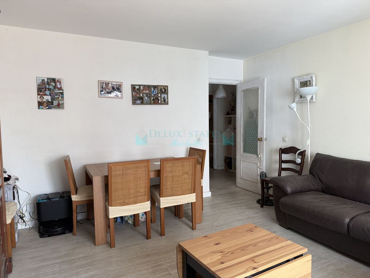 Penthouse for sale in Estepona