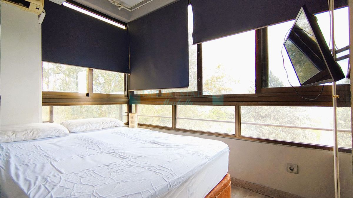 Studio for sale in Nueva Andalucia